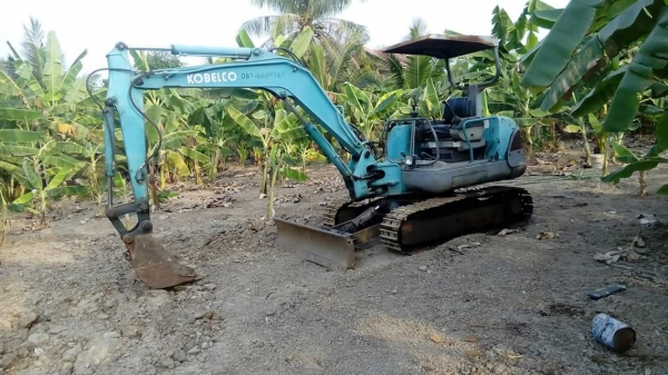 ขาย 275,000 KOBELCO sk 035 เครื่องดี ปั้มแรง เอวแน่น ช่วงล่างเต็ม รถสวยพร้อมใช้ รถอยู่ ลาดหลุมแก้ว 090-772-3710 090-772-3708