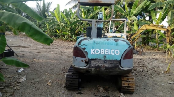 ขาย 275,000 KOBELCO sk 035 เครื่องดี ปั้มแรง เอวแน่น ช่วงล่างเต็ม รถสวยพร้อมใช้ รถอยู่ ลาดหลุมแก้ว 090-772-3710 090-772-3708