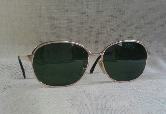 แว่นตาอิตาเลียนโกลด์ฟิลด์ ยุค &#039;60s  โมเดลยุคแรกของโบรว์ไลน์ &#039;คิ้วทอง&#039;  Vintage ORO OCCHIALI handmade in Italy  14 K