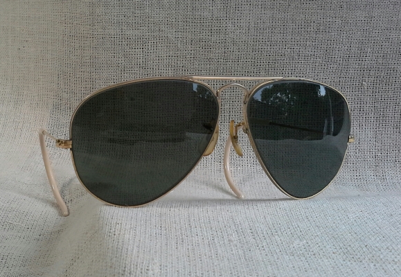 แว่นตาอเมริกันวินเทจ ยุค &#039;60s  แม่ทัพใหญ่ &#039;แมคอาร์เธอร์&#039;  Vintage B&amp;L RAY-BAN USA  ตัวแท้!  จริงใจ-ำไม่จิงโจ้!