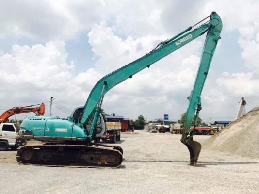 ขาย 1,490,000 บูมยาว 18 ม. KOBELCO sk 200-5 super ไฟฟ้าครบ เครื่องดี ปั้มแรง เอวแน่น ช่วงล่างแน่น เล่มทะเบียน รถอยู่ ปทุมธานี 090-772-3710 090-772-3708