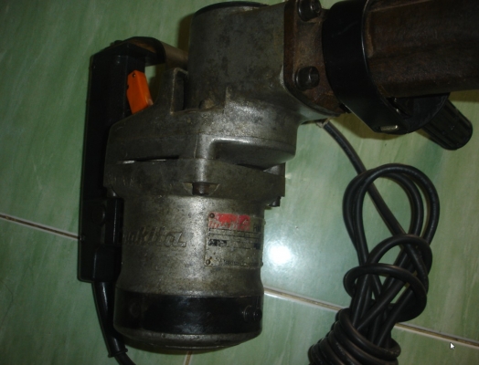 ขายสกัดไฟฟ้า (แย็ก) makita รุ่น HM1201