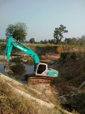 Kobelco sk200-6 super  YN 09- 36185 เช็ครั่วซึมหมดแล้ว สภาพพร้อมใช้ แอร์ รถเดิมๆ รถสวย ราคา 1450000 สนใจติดต่อสอบถามรายละเอียดได้ที่คุณเบียร์ 0802719535