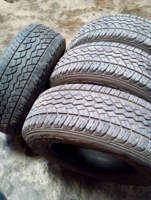 235/70R16  YOKOHAMA GEOLENDER H/T-S ชุด 4 เส้น สวย หนา ใช้น้อย  tel.063-286-3551 ,081-427-3941