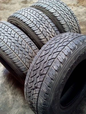 235/70R16  YOKOHAMA GEOLENDER H/T-S ชุด 4 เส้น สวย หนา ใช้น้อย  tel.063-286-3551 ,081-427-3941