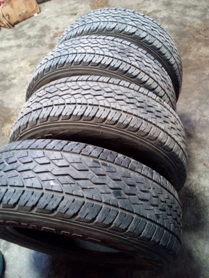 235/70R16  YOKOHAMA GEOLENDER H/T-S ชุด 4 เส้น สวย หนา ใช้น้อย  tel.063-286-3551 ,081-427-3941