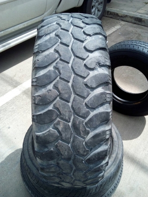 235/75R15  SAVERO M/T GT RADIAL  มี 1 เส้น  tel.063-286-3551 ,081-427-3941