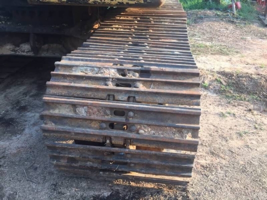 CATTERPILAR 320V1 ราคา 695,000 บาท เครื่องดี ปั้มแรง โช่หนา เอวแน่น ไฟฟ้าครบ เอกสารเล่มทะเบียน  รถอยู่ จ.นครพนม โทร&amp;ไอดีไลน์ 0610710295