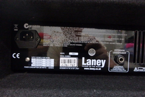 ตู้แอมป์เบส ยี่ห้อ Laney รุ่น RB4 ดอก 15 นิ้ว 160W มือสอง สภาพใหม่มาก