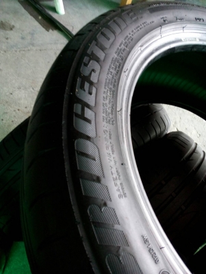 225/50R17 BRIDGESTONE POTENZA S001A รันแฟลต made in POLAND ชุด 4 เส้น tel.063-286-3551 , 081-427-3941 225/50R17 BRIDGESTONE POTENZA S001A รันแฟลต made in POLAND ชุด 4 เส้น tel.063-286-3551 , 081-427-3941