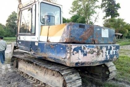 ขาย 315,000 บาท KOMATSU PC 120-3 สภาพพร้อมใช้งาน เครื่องเดิม ปั้มเดิม เครื่องปั้มดี พร้อม ทำงาน โซ่ช่วงสวย เอวแน่น ตัวเดินดี แรง รถทำงานไม่โหลด ไม่รัอน ใช้งานปกติ อยู่ทุกวัน เอกสารสัญญาซื้อขาย  รถอยู่ จ.ร้อยเอ็ด โทร&amp;ไอดีไลน์ 0610710295