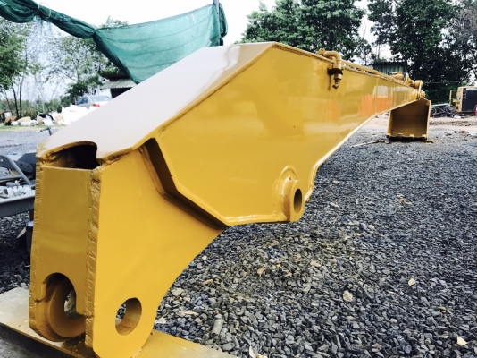 ขาย 330,000 บูมอามร์ยาว 18 ม.ถอดออกจาก CAT 320 D บูมอามร์ สวย อยู่ ปทุมธานี 090-772-3710 090-772-3708