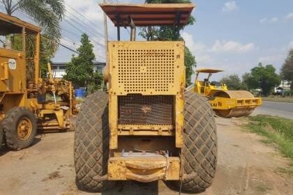 ขาย 395,000 บาท  รถบดสั่นสะเทือน BW210 สภาพพร้อมใช้งาน เอกสารใบซื้อขาย  รถอยู่ จ.อุดรธานี โทร&amp;ไอดีไลน์ 0610710295