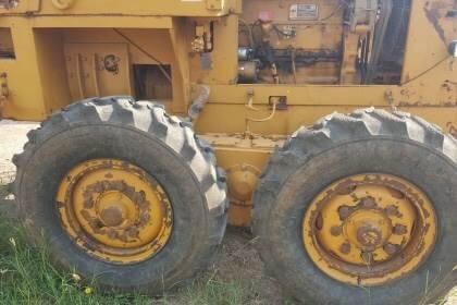 ขาย 485,000 บาท รถเกรด KOMATSU GD31RC-3A รถใช้งานได้ดีทุกระบบ เอกสารใบซื้อขาย ราคาต่อรอง  รถอยู่ จ.อุดรธานี โทร&amp;ไอดีไลน์ 0610710295