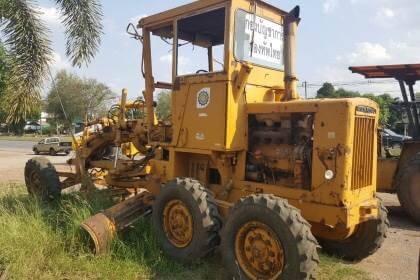 ขาย 485,000 บาท รถเกรด KOMATSU GD31RC-3A รถใช้งานได้ดีทุกระบบ เอกสารใบซื้อขาย ราคาต่อรอง  รถอยู่ จ.อุดรธานี โทร&amp;ไอดีไลน์ 0610710295