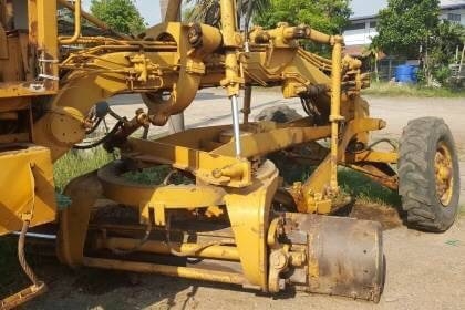 ขาย 485,000 บาท รถเกรด KOMATSU GD31RC-3A รถใช้งานได้ดีทุกระบบ เอกสารใบซื้อขาย ราคาต่อรอง  รถอยู่ จ.อุดรธานี โทร&amp;ไอดีไลน์ 0610710295
