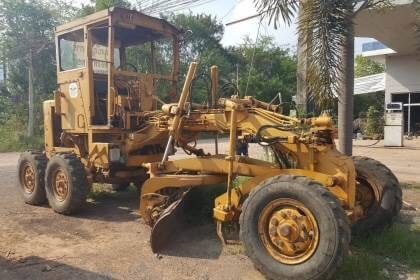 ขาย 485,000 บาท รถเกรด KOMATSU GD31RC-3A รถใช้งานได้ดีทุกระบบ เอกสารใบซื้อขาย ราคาต่อรอง  รถอยู่ จ.อุดรธานี โทร&amp;ไอดีไลน์ 0610710295