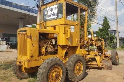 ขาย 485,000 บาท รถเกรด KOMATSU GD31RC-3A รถใช้งานได้ดีทุกระบบ เอกสารใบซื้อขาย ราคาต่อรอง  รถอยู่ จ.อุดรธานี โทร&amp;ไอดีไลน์ 0610710295
