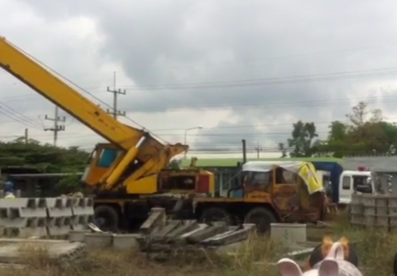 รถเครนทานาโด รุ่น 352 ขนาดเครนยก 35 ตัน มีภาพวีดีโอประกอบ