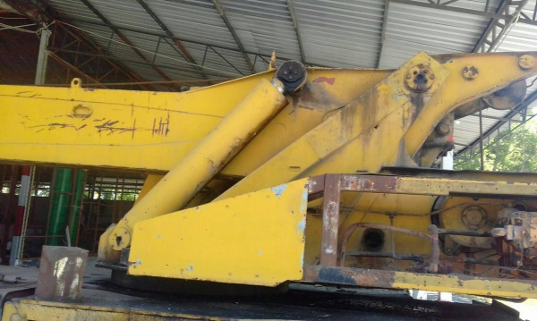 รถเครนทานาโด รุ่น 352 ขนาดเครนยก 35 ตัน มีภาพวีดีโอประกอบ