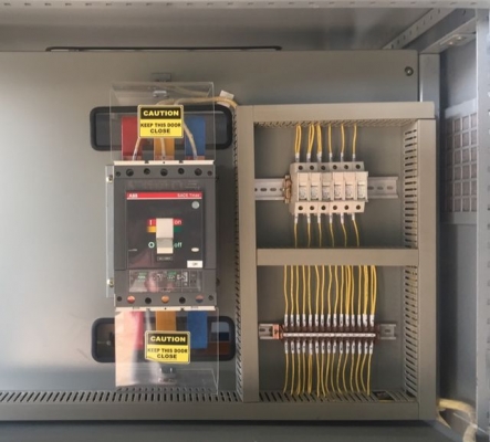 ขายตู้ Mdb Mian breaker Abb 400A breaker ย่อยของ Abb 17 ตัวพร้อม capbank 4 step สภาพพร้อมใช้งานครับ pipat 098-2641749 ขายตู้ Mdb Mian breaker Abb 400A breaker ย่อยของ Abb 17 ตัวพร้อม capbank 4 step สภาพพร้อมใช้งานครับ pipat 098-2641749