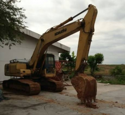KOMATSU PC200-7