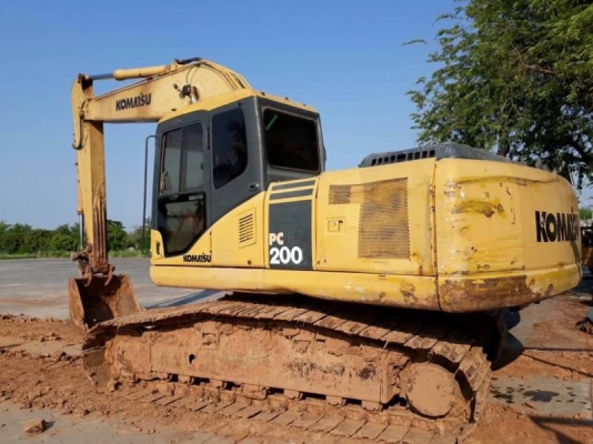 KOMATSU PC200-7 ราคา 1,190,000 บาท เครื่องดี ปั้มแรง โช่หนา เอวแน่น ไฟฟ้าครบ เอกสารเล่มทะเบียน  รถอยู่ จ.ร้อยเอ็ด  โทร&amp;ไอดีไลน์ 0610710295