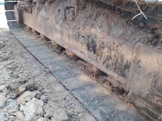 KOMATSU PC200-7 ราคา 1,190,000 บาท เครื่องดี ปั้มแรง โช่หนา เอวแน่น ไฟฟ้าครบ เอกสารเล่มทะเบียน  รถอยู่ จ.ร้อยเอ็ด  โทร&amp;ไอดีไลน์ 0610710295