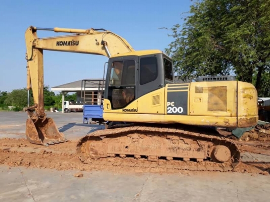 KOMATSU PC200-7 ราคา 1,190,000 บาท เครื่องดี ปั้มแรง โช่หนา เอวแน่น ไฟฟ้าครบ เอกสารเล่มทะเบียน  รถอยู่ จ.ร้อยเอ็ด  โทร&amp;ไอดีไลน์ 0610710295