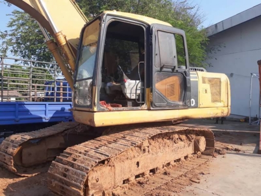 KOMATSU PC200-7 ราคา 1,190,000 บาท เครื่องดี ปั้มแรง โช่หนา เอวแน่น ไฟฟ้าครบ เอกสารเล่มทะเบียน  รถอยู่ จ.ร้อยเอ็ด  โทร&amp;ไอดีไลน์ 0610710295
