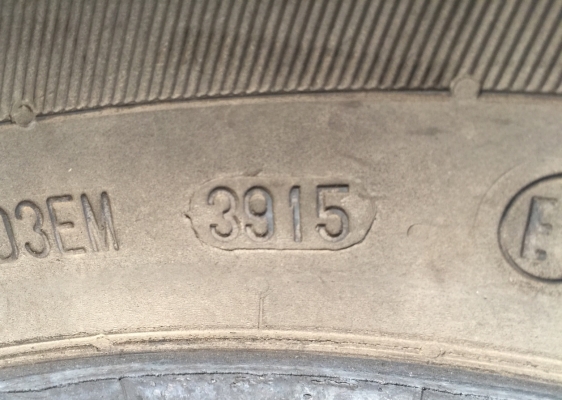 ยาง All Continental 265 65 17 ปลายปี15 ดอกเต็ม เนื้อนิ่มๆ ใช้ยาว ราคาไม่แพง ยาง All Continental 265 65 17 ปลายปี15 ดอกเต็ม เนื้อนิ่มๆ ใช้ยาว ราคาไม่แพง