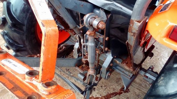 KUBOTA  KRT 140 สวยๆๆพร้อมใช้ อุปกรณ์ ดันหน้า พาลหลังสวย เล่มทะเบียนเอกสารพร้อม