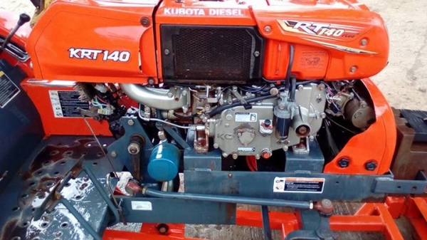 KUBOTA  KRT 140 สวยๆๆพร้อมใช้ อุปกรณ์ ดันหน้า พาลหลังสวย เล่มทะเบียนเอกสารพร้อม