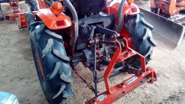 KUBOTA  KRT 140 สวยๆๆพร้อมใช้ อุปกรณ์ ดันหน้า พาลหลังสวย เล่มทะเบียนเอกสารพร้อม