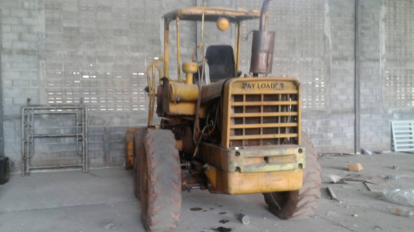 ขาย รถตัก KOMATSU JH30 สภาพพร้อมใช้งาน ต่อแขนเรียบร้อย เครื่องดี เกียร์ดี ปั้มดี ราคาคุยกันได้ครับ
