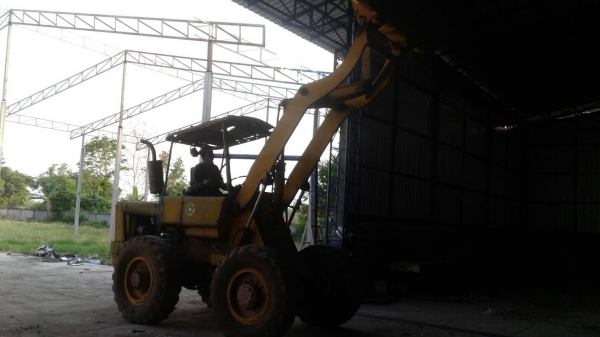 ขาย รถตัก KOMATSU JH30 สภาพพร้อมใช้งาน ต่อแขนเรียบร้อย เครื่องดี เกียร์ดี ปั้มดี ราคาคุยกันได้ครับ
