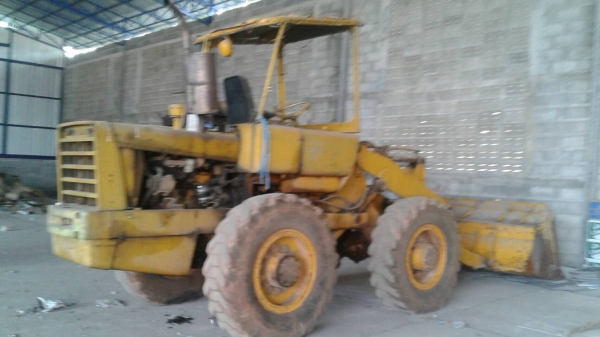 ขาย รถตัก KOMATSU JH30 สภาพพร้อมใช้งาน ต่อแขนเรียบร้อย เครื่องดี เกียร์ดี ปั้มดี ราคาคุยกันได้ครับ