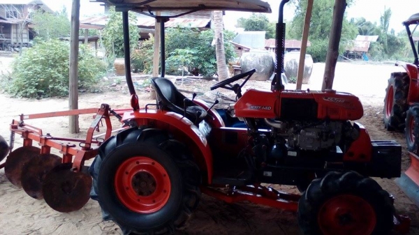 KRT140 พร้อมใช้สวยๆๆ เครื่องดี ดันหน้าพาลหลังสมบูรณ์