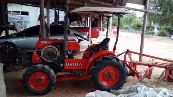 KRT140 พร้อมใช้สวยๆๆ เครื่องดี ดันหน้าพาลหลังสมบูรณ์