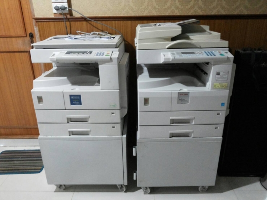 ขายเครื่องถ่ายเอกสาร RICOH 2 ตัว สภาพดี พร้อมใช้ ขายเครื่องถ่ายเอกสาร RICOH 2 ตัว สภาพดี พร้อมใช้