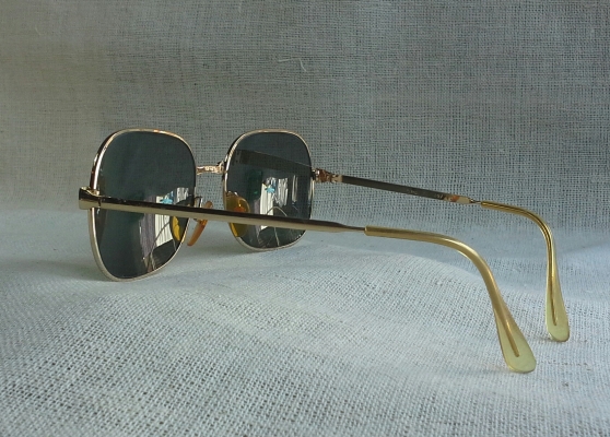 แว่นตาโกลด์ฟิลด์ฝรั่งเศส 18 K ยุค '60s Vintage ANNIE Alma handmade in France แว่นตาโกลด์ฟิลด์ฝรั่งเศส 18 K ยุค '60s Vintage ANNIE Alma handmade in France