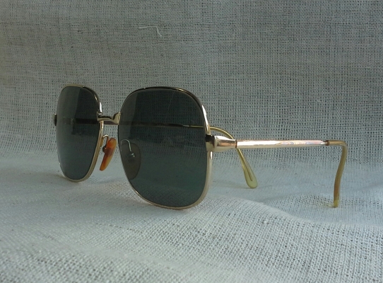 แว่นตาโกลด์ฟิลด์ฝรั่งเศส 18 K ยุค '60s Vintage ANNIE Alma handmade in France แว่นตาโกลด์ฟิลด์ฝรั่งเศส 18 K ยุค '60s Vintage ANNIE Alma handmade in France