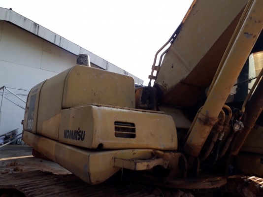 ขายด่วน KOMATSU PC200-7 สภาพพร้อมใช้งาน เครื่องปั้มดี โซ่ช่วงล่างสวย ไฟฟ้าอยู่ แอร์เย็น บูมอาร์มไม่แตกไม่ร้าว เฟรมสวย เอกสารเลีมทะเบียน ภาษีไม่ขาด