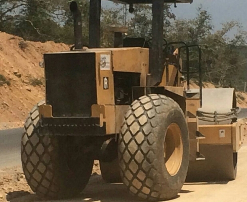 รถบดล้อเหล็กอิงเกิลโซแลนด์ เครื่องคัมมิ่ง 4สูบ พร้อมใช้