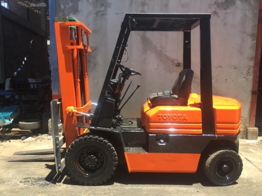 ขายด่วน!! รถยกโตโยต้า