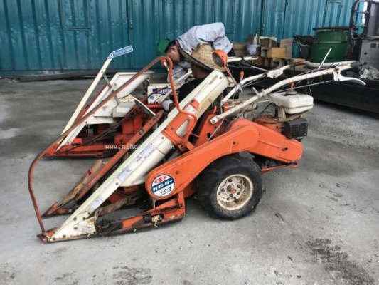 รถเกี่ยวข้าวเดินตาม KUBOTA ZE306 ราคาพิเศษ14,000 บาท รหัสสินค้า : 50101005 www.nihonmono.com