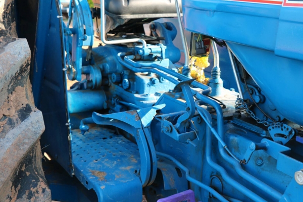 ขายรถไถ FORD 6600 พร้อมอุปกรณ์2ชิ้น ดันหน้าและผานหลัง ทะเบียน ตค.59 ราคา 375,000 มีรถขนส่งบริการขนส่งทั่วไทย สามย่านแทรคเตอร์ อ.แกลง จ.ระยอง 0818618678,0899347475 https://www.facebook.com/DC-Tractor-Rayong-3071545327?/shop? id line=081-8618678 id line=089 ขายรถไถ FORD 6600 พร้อมอุปกรณ์2ชิ้น ดันหน้าและผานหลัง ทะเบียน ตค.59 ราคา 375,000 มีรถขนส่งบริการขนส่งทั่วไทย สามย่านแทรคเตอร์ อ.แกลง จ.ระยอง 0818618678,0899347475 https://www.facebook.com/DC-Tractor-Rayong-3071545327?/shop? id line=081-8618678 id line=089