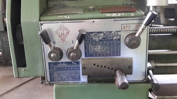 ขายแท่นกลึง ยี่ห่อ CHIENYEH ขายแท่นกลึง ยี่ห่อ CHIENYEH