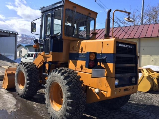 ขายถูกๆ รถตัก Komatsu 510 นำเข้าจากญี่ปุ่นแท้ๆ ไม่เคยใช้ในไทย 100\%