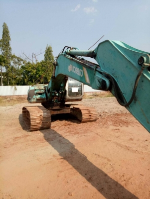 ขายด่วน รถแบคโฮKOBELCO sk200 MARK5 รถเต็มสภาพพร้อมใช้งาน แอร์ รถเดิม รถสวยสนใจ 093-5088141 หรือ 063-0403577